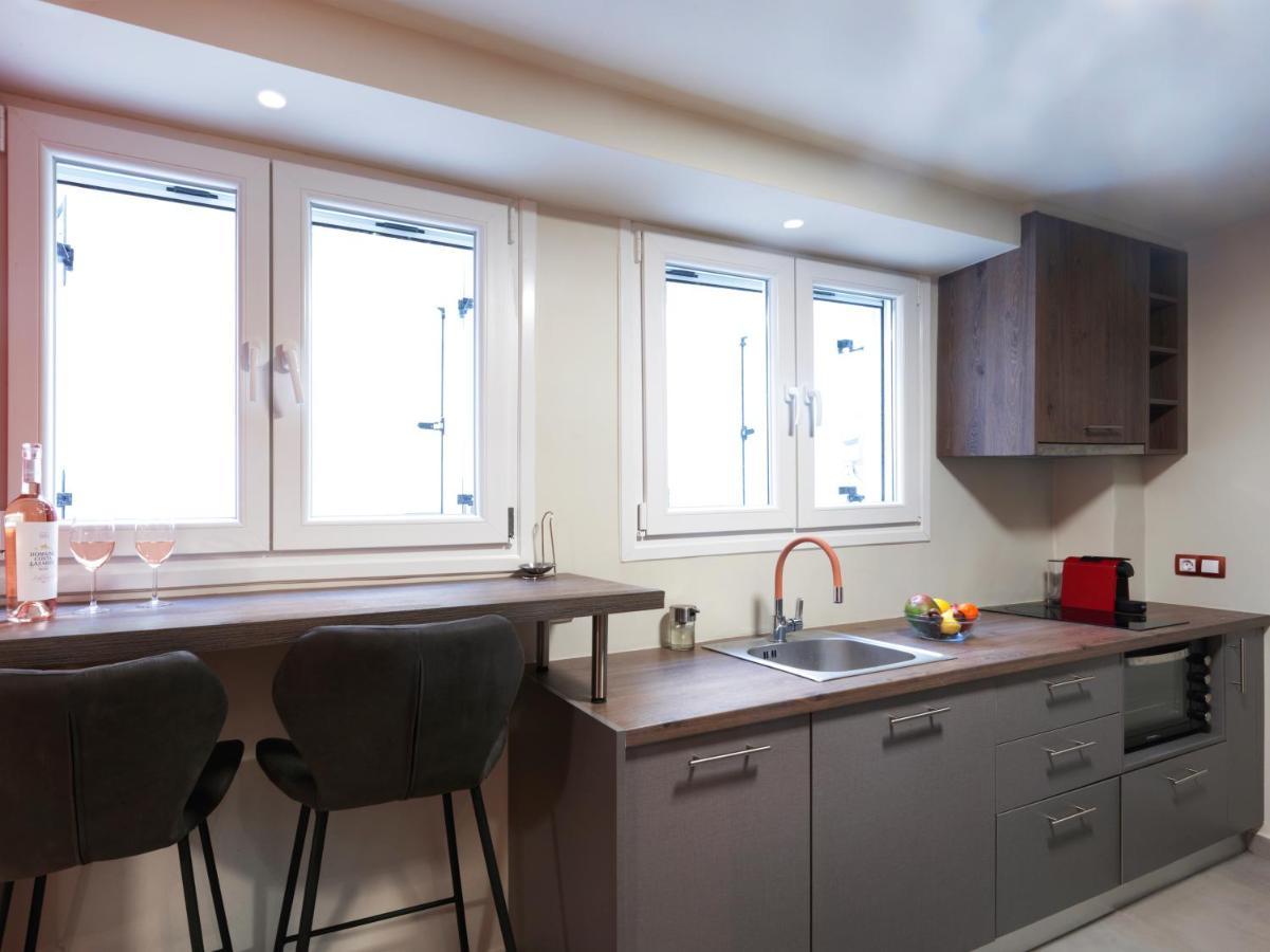 Cozy Comfy Studio. A Nest For 2 In Lively Koukaki. Apartamento Atenas Exterior foto